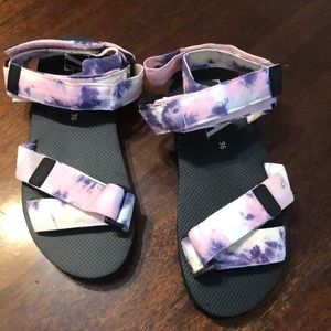 Zara sandal size‎ 36 (4.5 girls)